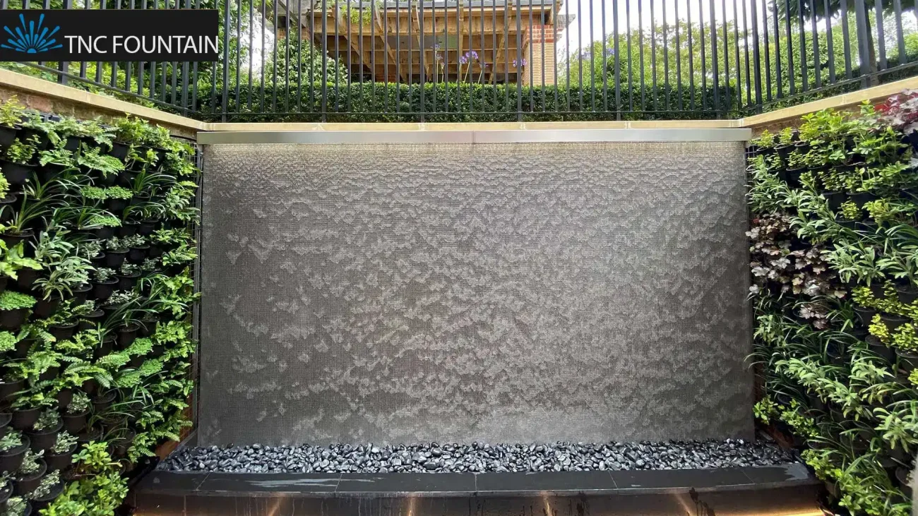 Indoor Modern Mesh Fountain 1